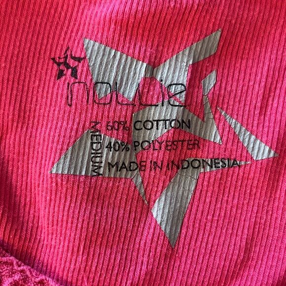 Nollie Hot Pink Ribbed Tank Top Womens Size M Cotton Poly Blend Raw Edge Top - Picture 4 of 6